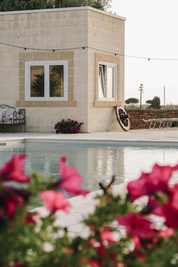 Masseria Petrusella Giuggianello Exteriör bild