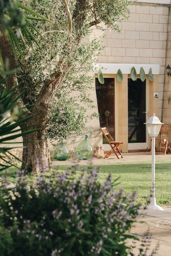 Masseria Petrusella Giuggianello Exteriör bild